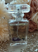 Load image into Gallery viewer, Velvet Oracle – Perfume for the Intuitive Soul