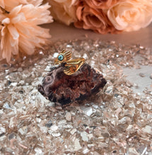 Load image into Gallery viewer, Turquoise Hug Ring