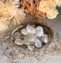 Load image into Gallery viewer, Clear Quartz