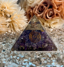 Load image into Gallery viewer, Orgone Energy Amethyst Pyramid
