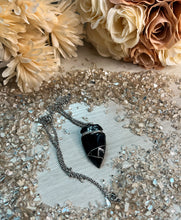 Load image into Gallery viewer, Obsidian Arrowhead Necklace
